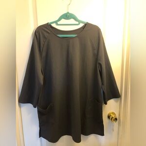 Used gray round neck long blouse